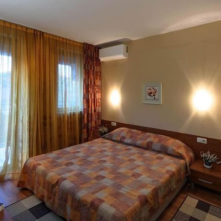Cosy Room In The Center Of Банско Екстериор снимка