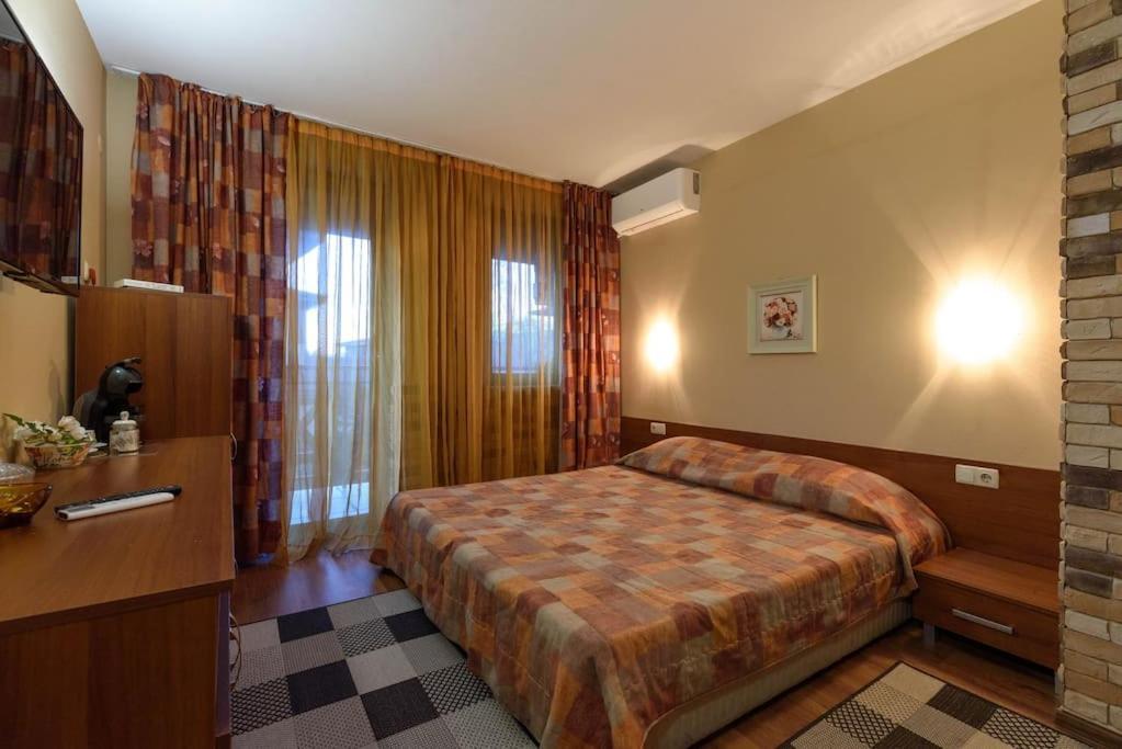 Cosy Room In The Center Of Банско Екстериор снимка